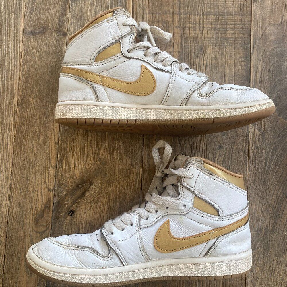 Boys Jordan 1 Retro High OG Metallic Gold PS 2.5Y Youth White Gold FD2597-107